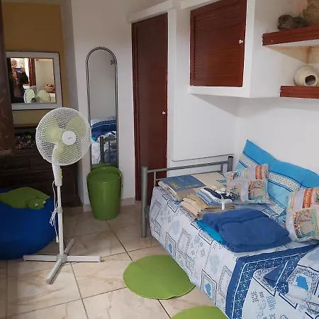 Casa Dell'artista Singola E Indipendente *